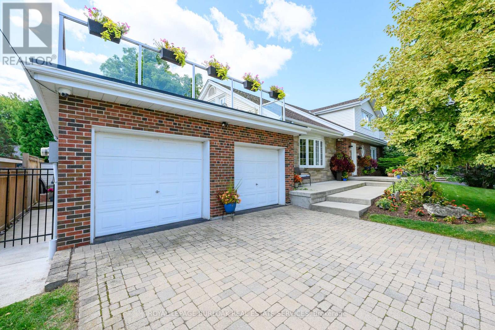 912 Boothman Avenue, Burlington, Ontario  L7T 1P4 - Photo 6 - W12398606