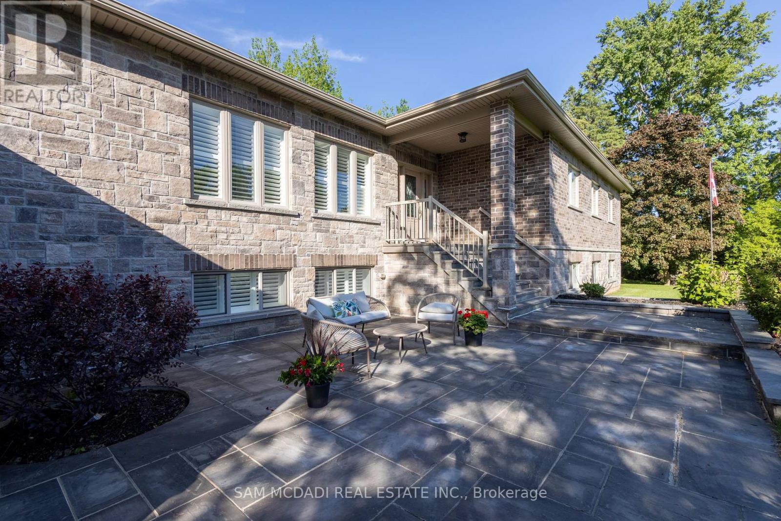 395 King Street E, Caledon, Ontario  L7E 3K2 - Photo 10 - W12398623