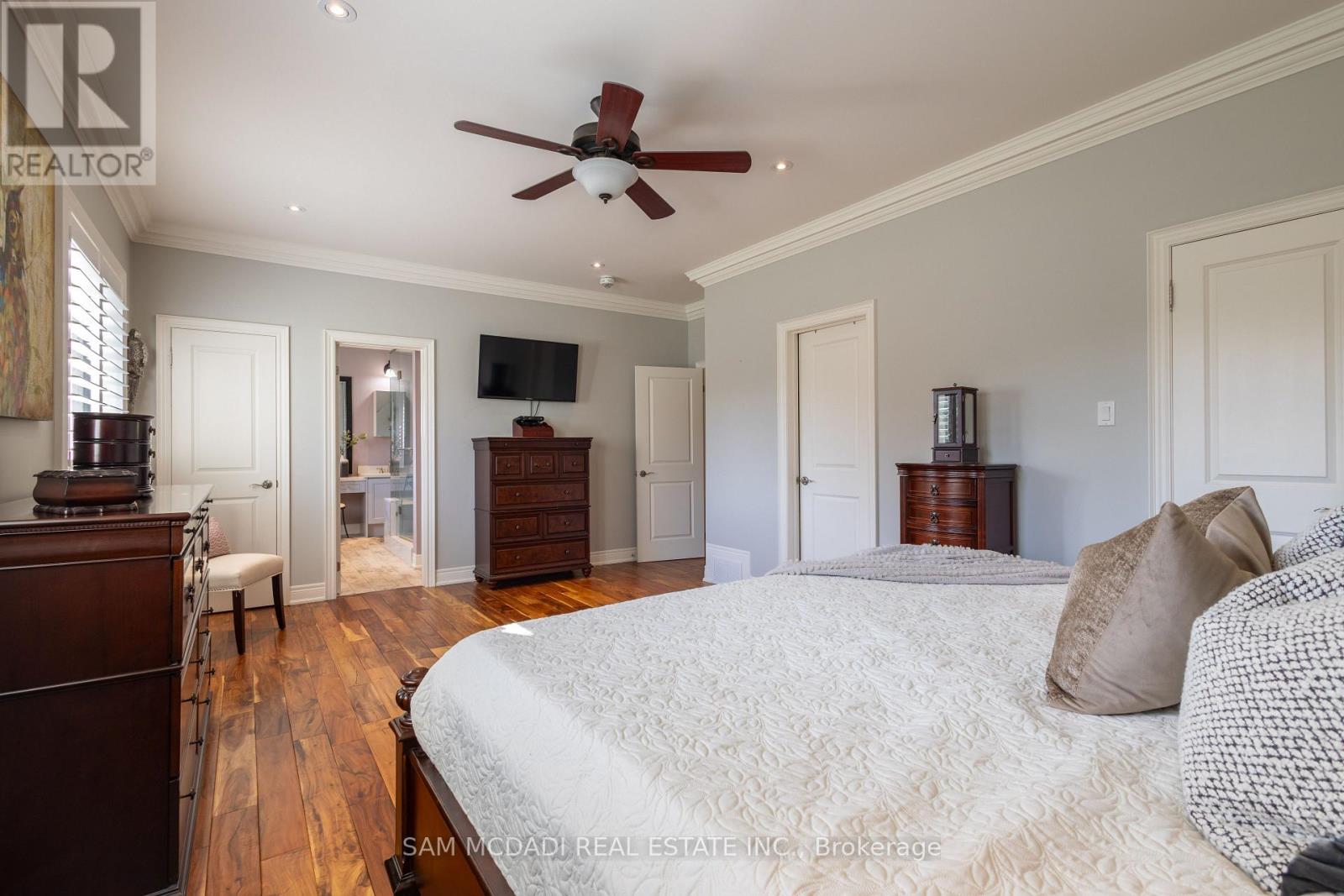 395 King Street E, Caledon, Ontario  L7E 3K2 - Photo 19 - W12398623