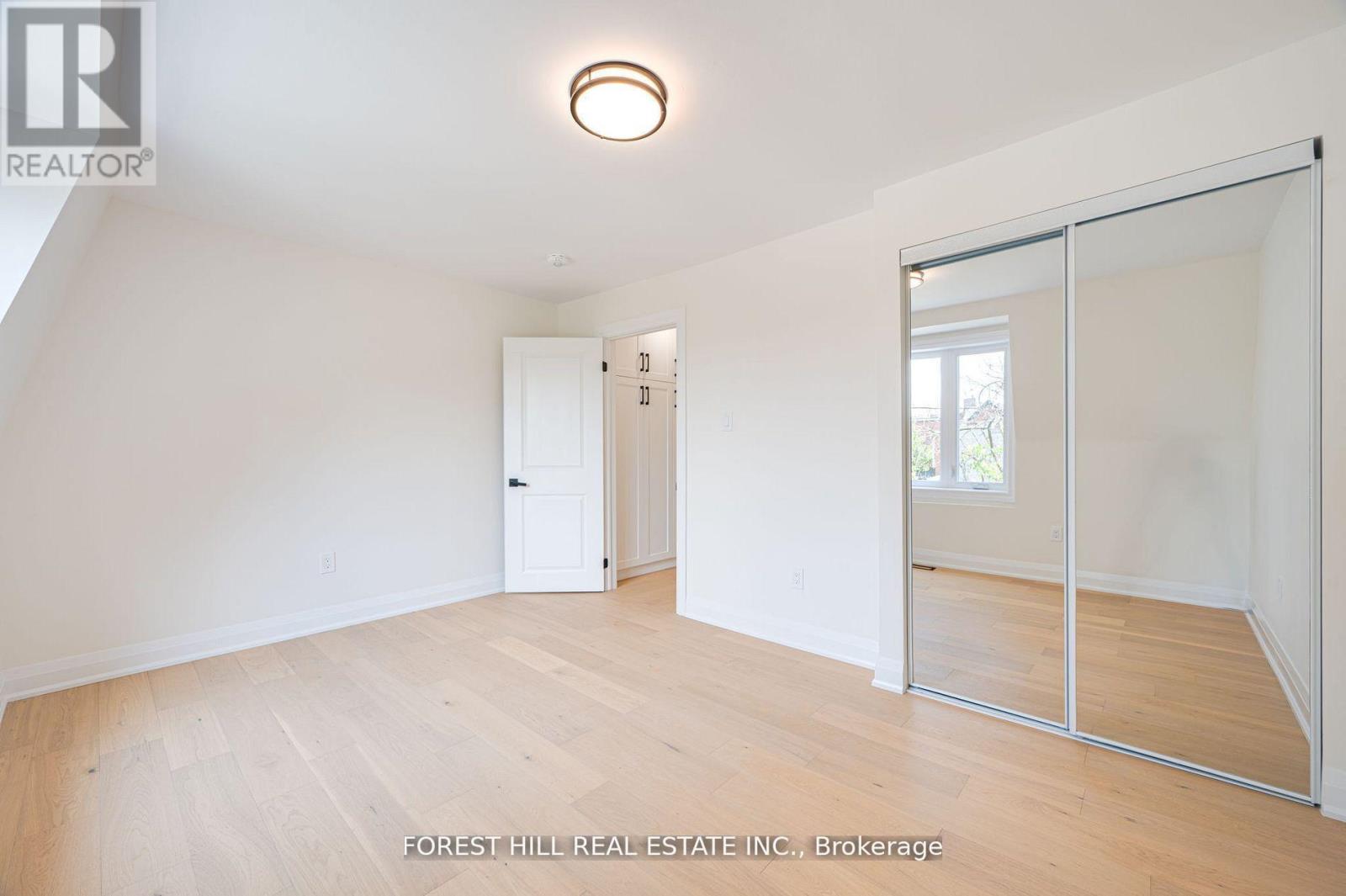 123 Laughton Avenue, Toronto (Weston-Pellam Park), Ontario  M6N 2X3 - Photo 26 - W12398624