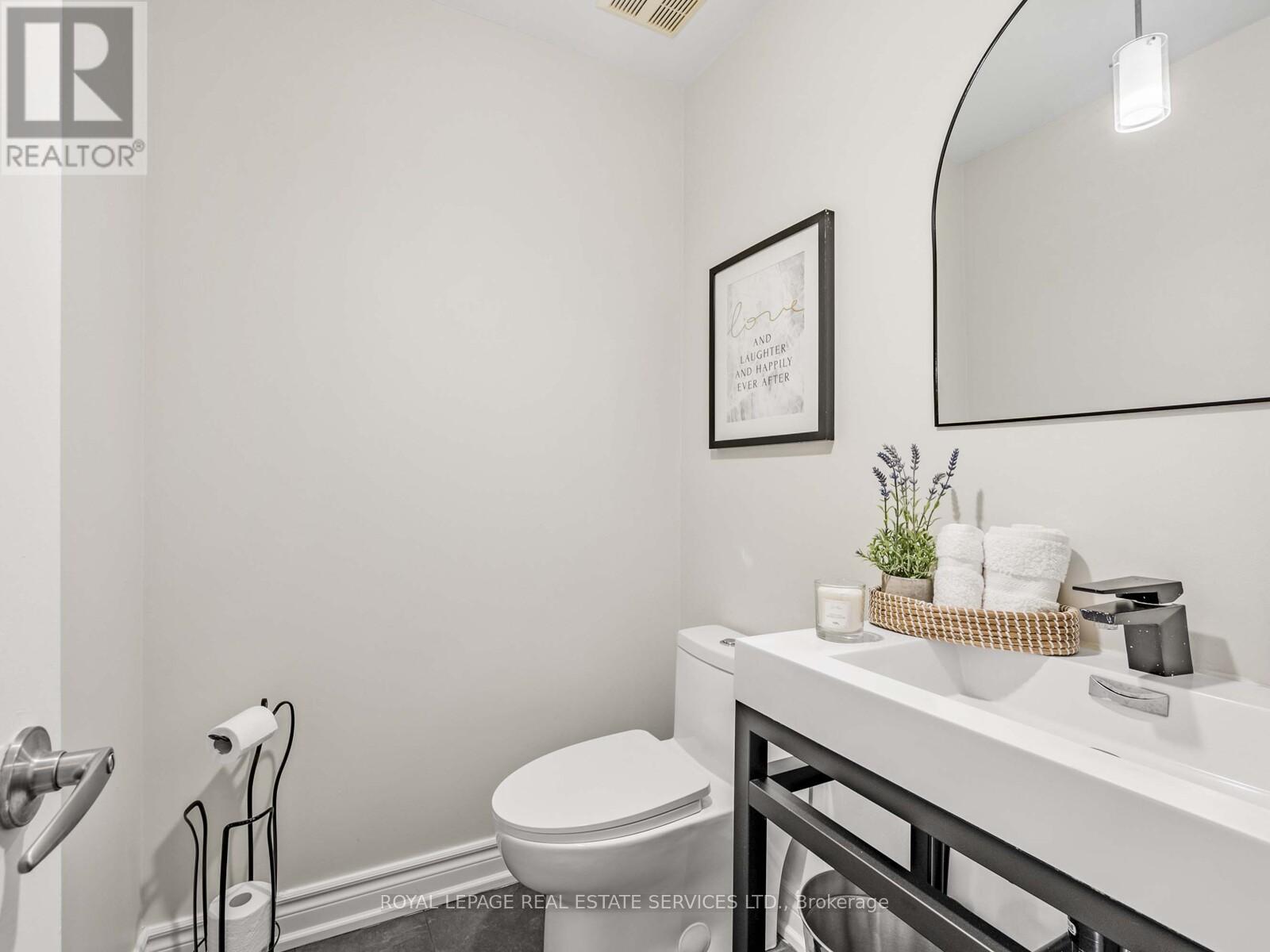 105 Harbourview Crescent, Toronto, Ontario  M8V 4A9 - Photo 6 - W12398625