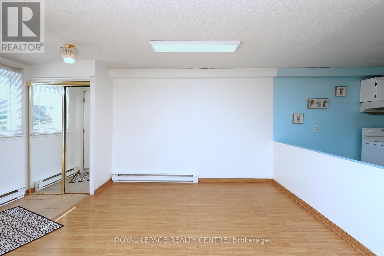 183 - 1055 Dundas Street E, Mississauga, Ontario  L4Y 3X6 - Photo 11 - W12398627