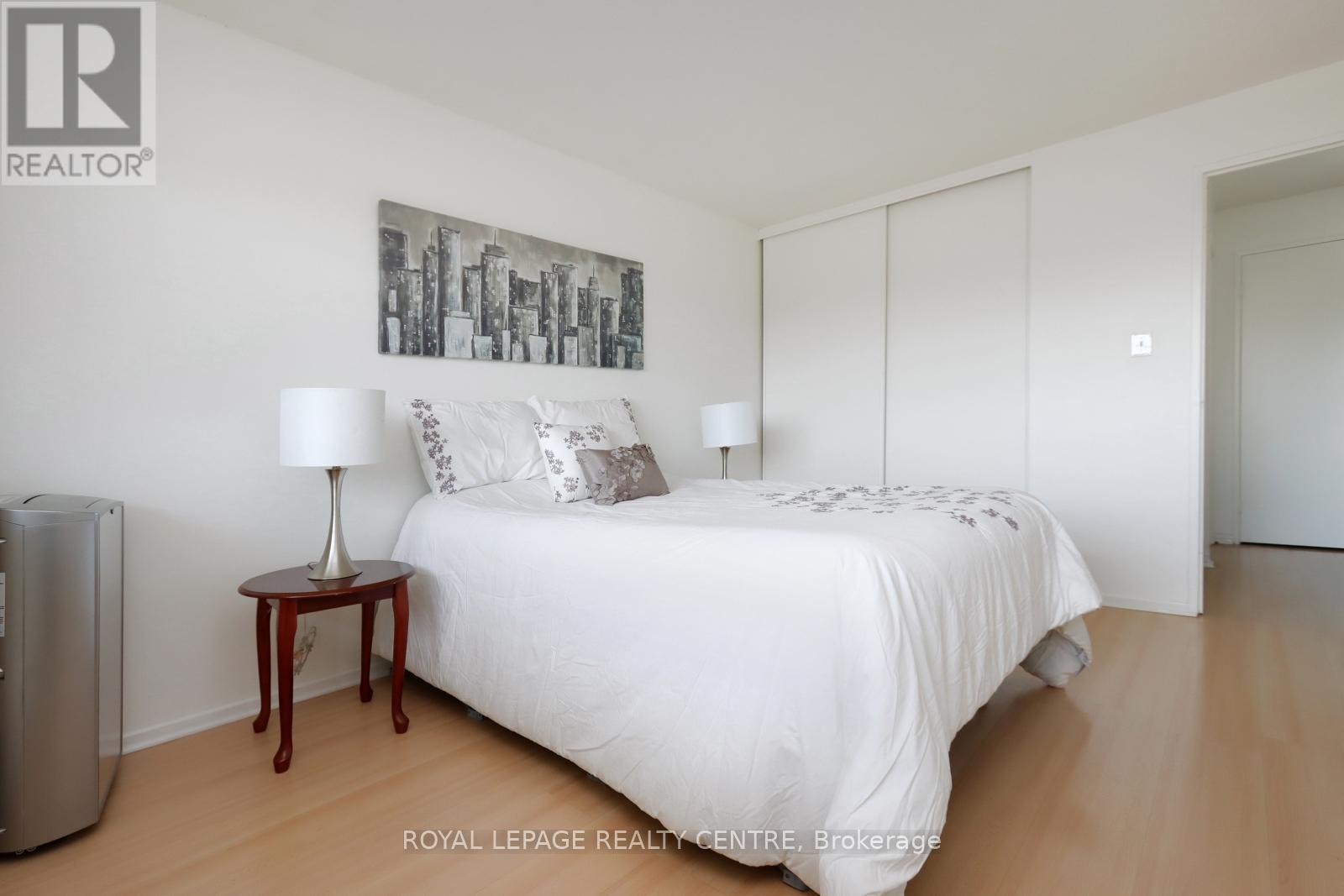 183 - 1055 Dundas Street E, Mississauga, Ontario  L4Y 3X6 - Photo 25 - W12398627