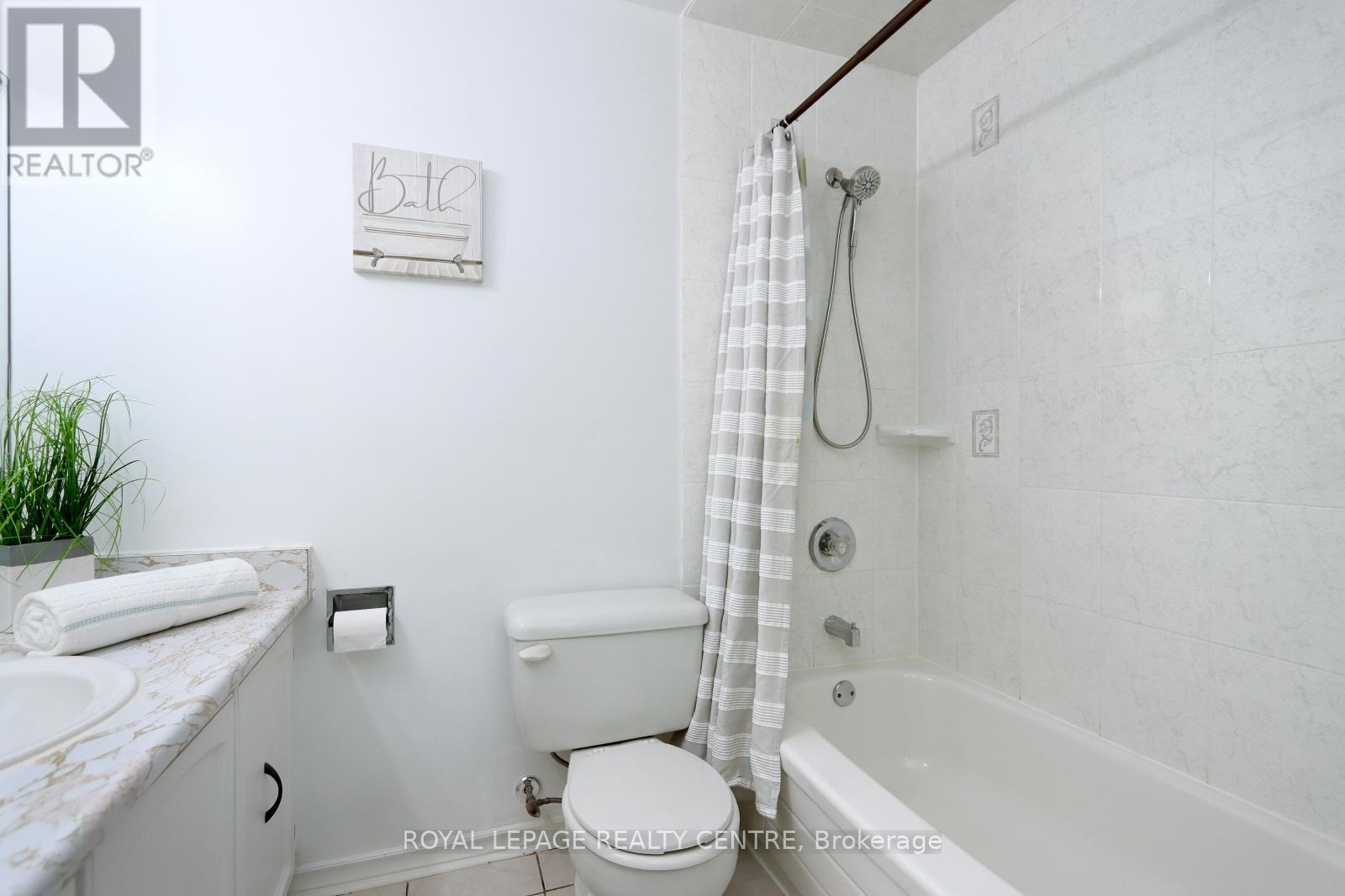183 - 1055 Dundas Street E, Mississauga, Ontario  L4Y 3X6 - Photo 30 - W12398627