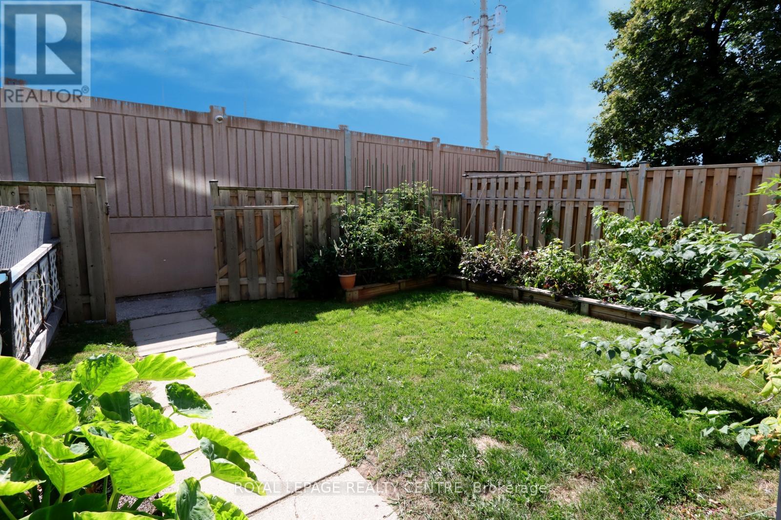 183 - 1055 Dundas Street E, Mississauga, Ontario  L4Y 3X6 - Photo 31 - W12398627