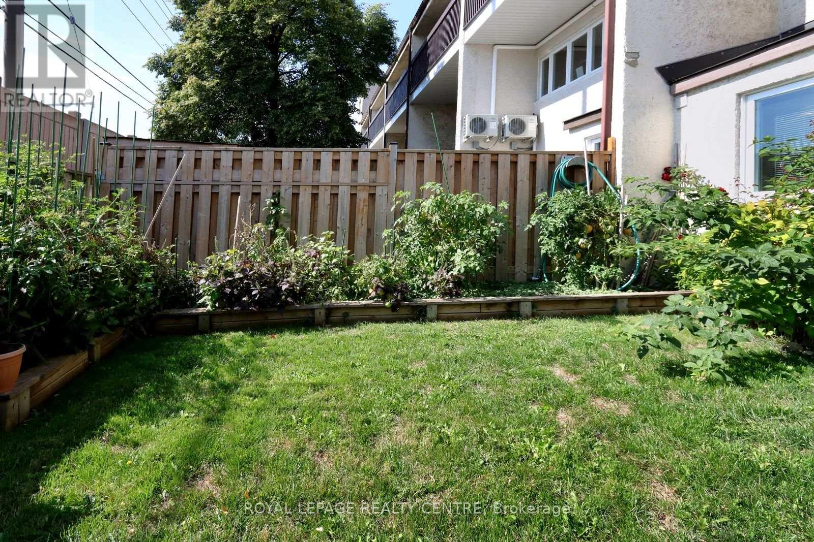 183 - 1055 Dundas Street E, Mississauga, Ontario  L4Y 3X6 - Photo 32 - W12398627