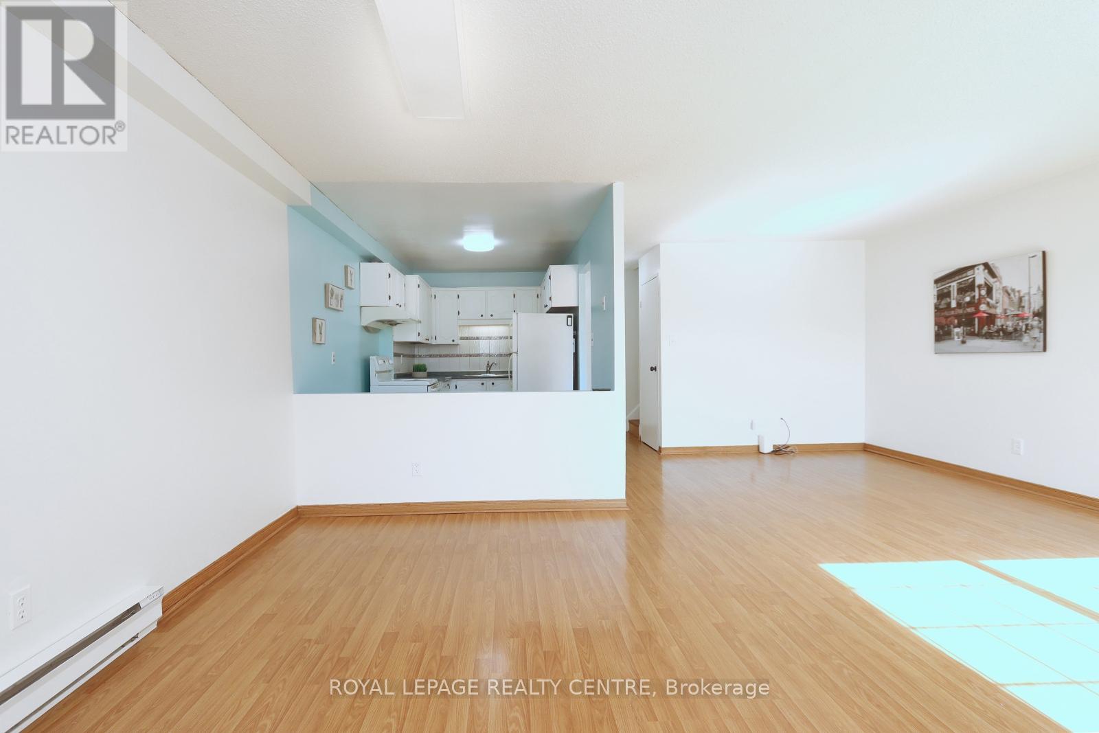 Property at 183 - 1055 DUNDAS STREET E image 4