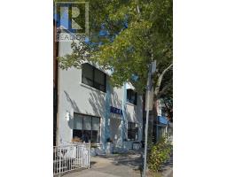 664 THE QUEENSWAY 662