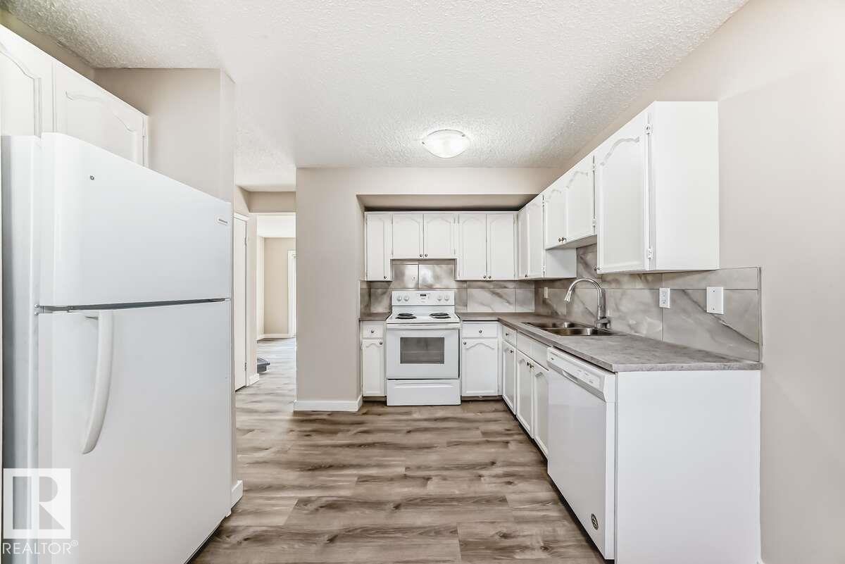 1259 Hooke Rd Nw, Edmonton, Alberta  T5A 4A4 - Photo 4 - E4457336
