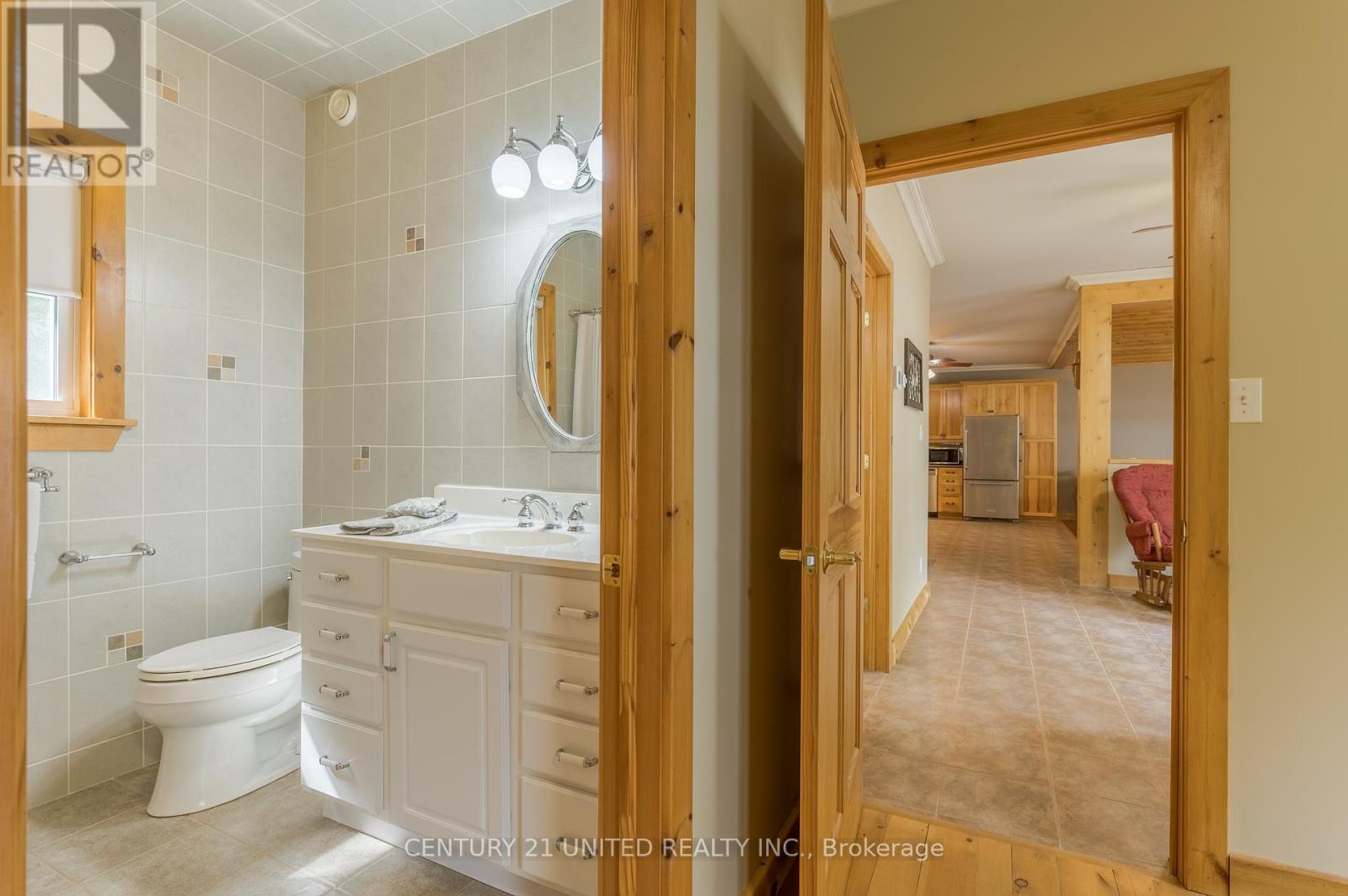 3069 Clear Lake Road W, Selwyn, Ontario  K0L 2H0 - Photo 18 - X12398654