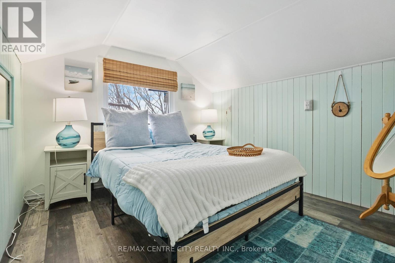 348 Erie Street, Central Elgin, Ontario  N5L 1E3 - Photo 27 - X12398655