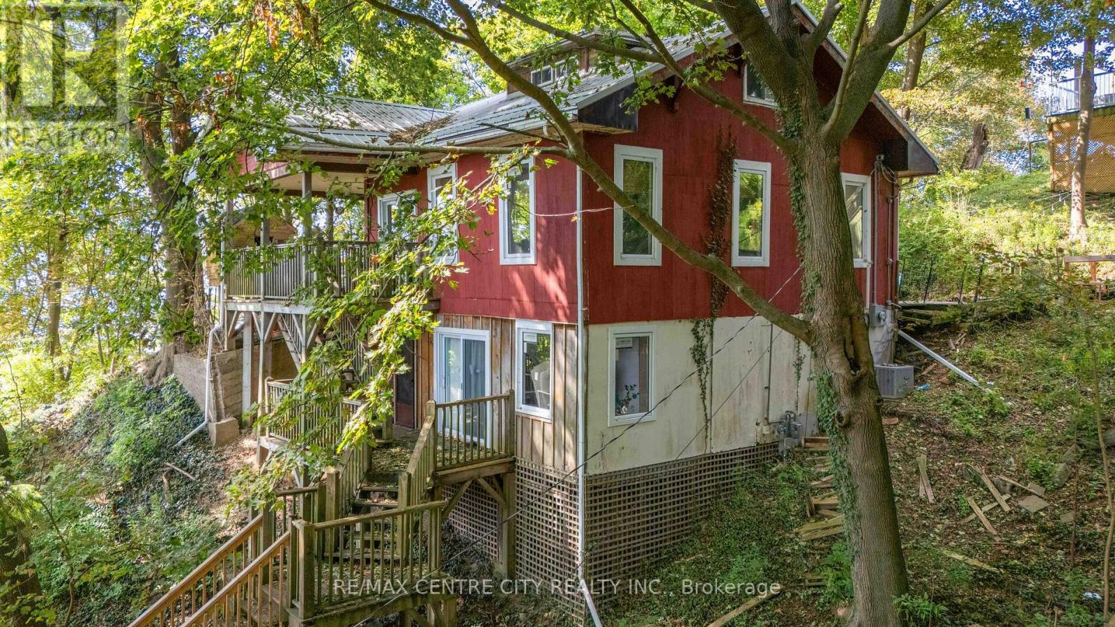 348 Erie Street, Central Elgin, Ontario  N5L 1E3 - Photo 45 - X12398655