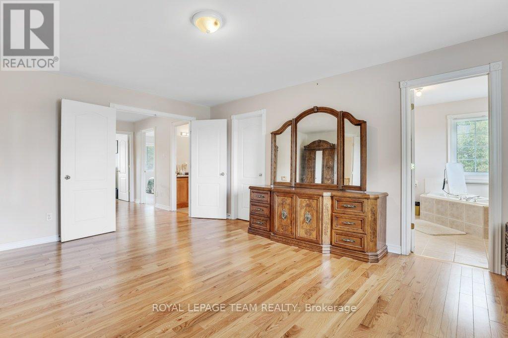 2120 Trailwood Drive, Ottawa, Ontario  K0A 2T0 - Photo 26 - X12398651