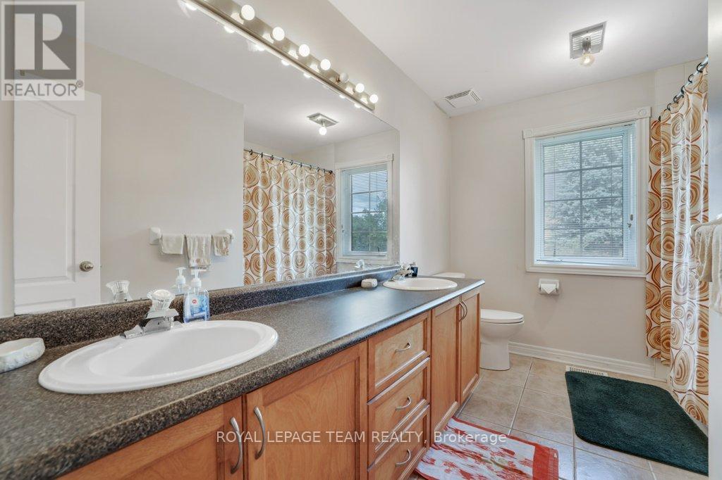 2120 Trailwood Drive, Ottawa, Ontario  K0A 2T0 - Photo 30 - X12398651