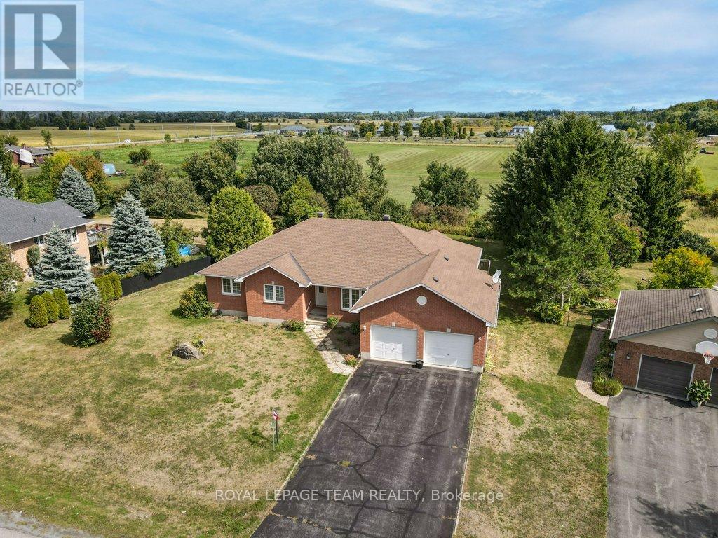 2120 Trailwood Drive, Ottawa, Ontario  K0A 2T0 - Photo 43 - X12398651