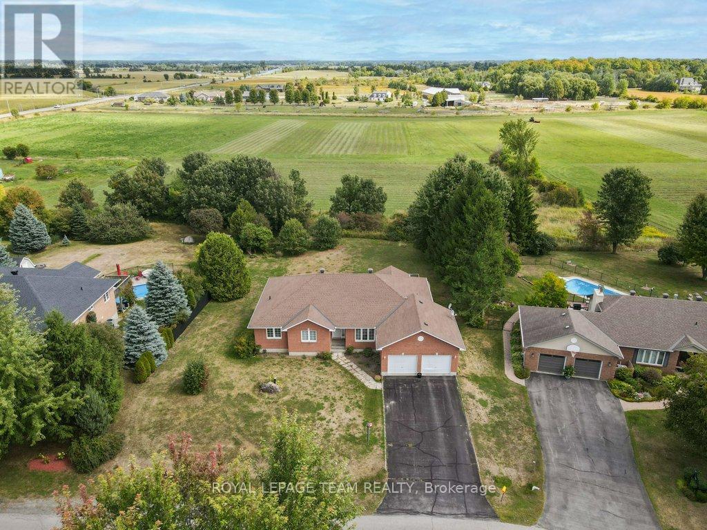 2120 Trailwood Drive, Ottawa, Ontario  K0A 2T0 - Photo 44 - X12398651