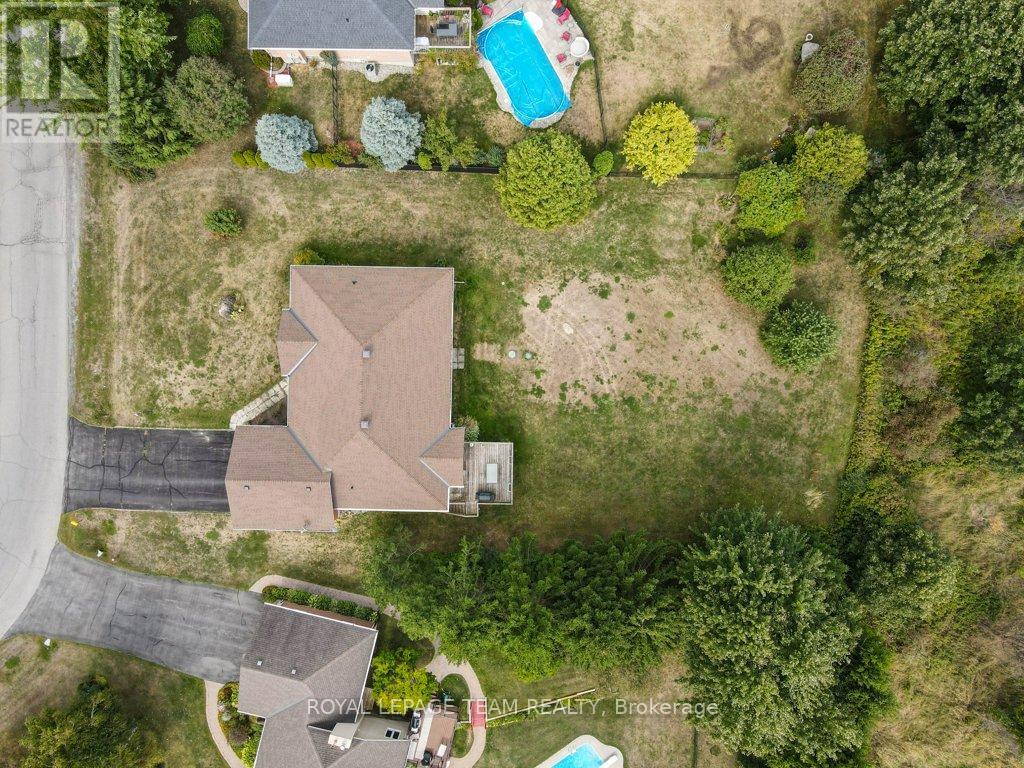 2120 Trailwood Drive, Ottawa, Ontario  K0A 2T0 - Photo 45 - X12398651