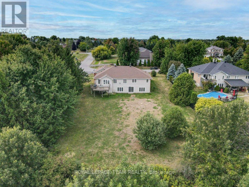 2120 Trailwood Drive, Ottawa, Ontario  K0A 2T0 - Photo 48 - X12398651