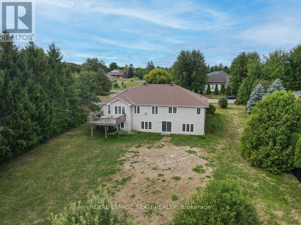 2120 Trailwood Drive, Ottawa, Ontario  K0A 2T0 - Photo 49 - X12398651