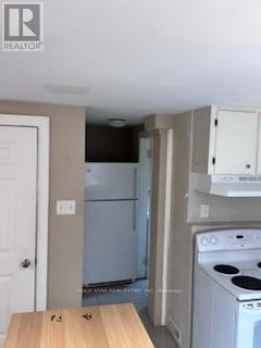 2 - 26 Wentworth Street S, Hamilton, Ontario  L8N 2Y3 - Photo 4 - X12398588