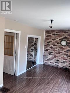 2 - 26 Wentworth Street S, Hamilton, Ontario  L8N 2Y3 - Photo 8 - X12398588
