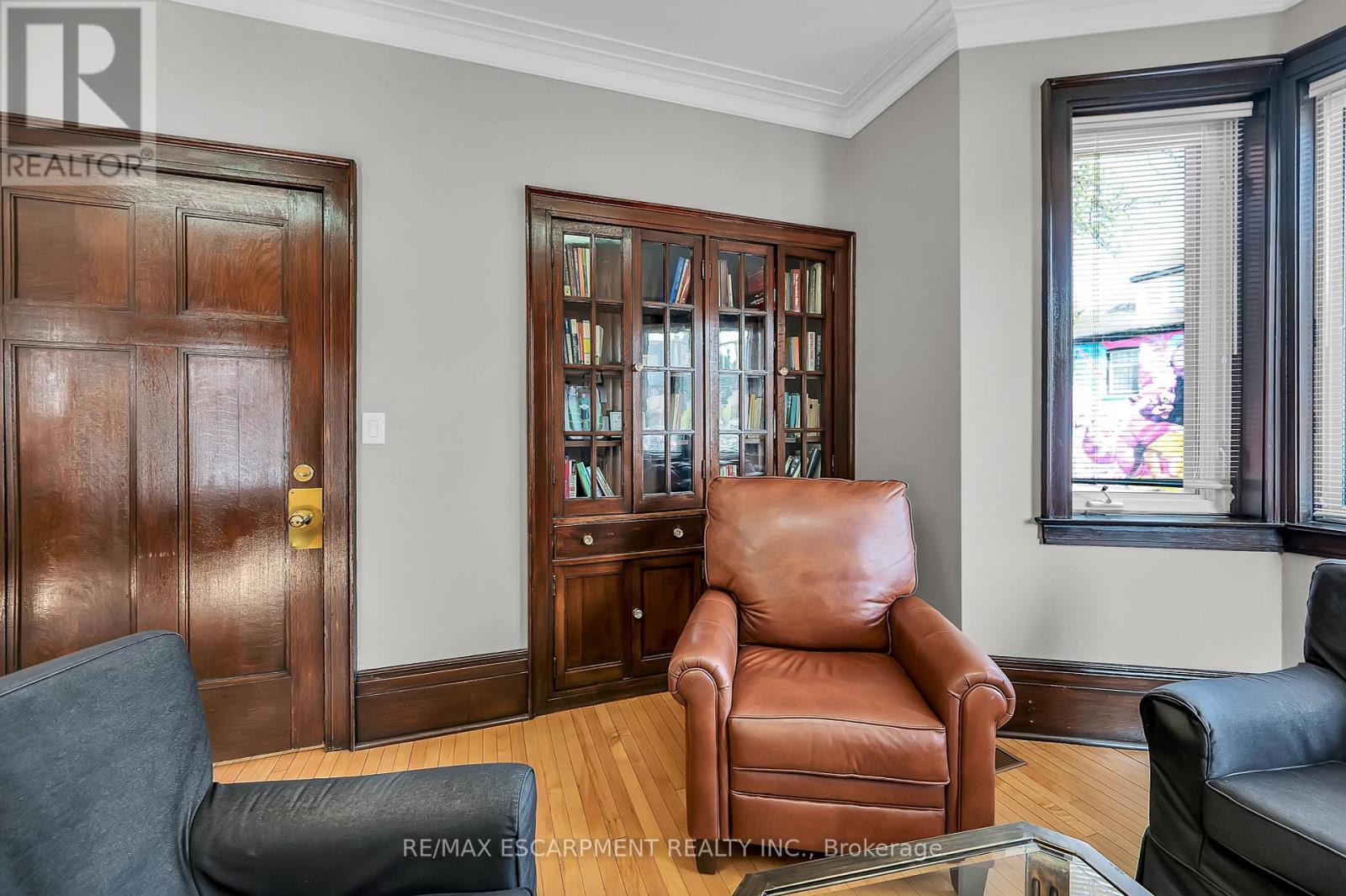 235 Queen Street S, Hamilton, Ontario  L8P 3T1 - Photo 22 - X12398593
