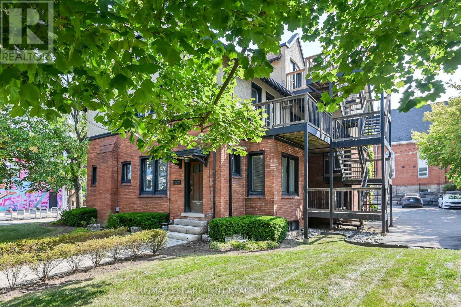 235 Queen Street S, Hamilton, Ontario  L8P 3T1 - Photo 35 - X12398593