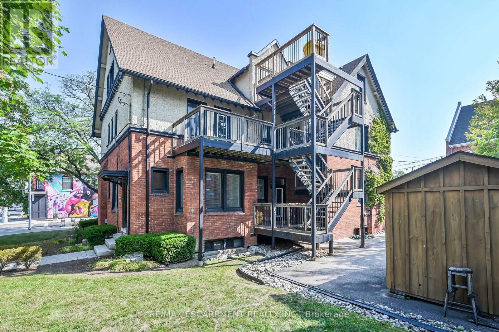 235 Queen Street S, Hamilton, Ontario  L8P 3T1 - Photo 36 - X12398593