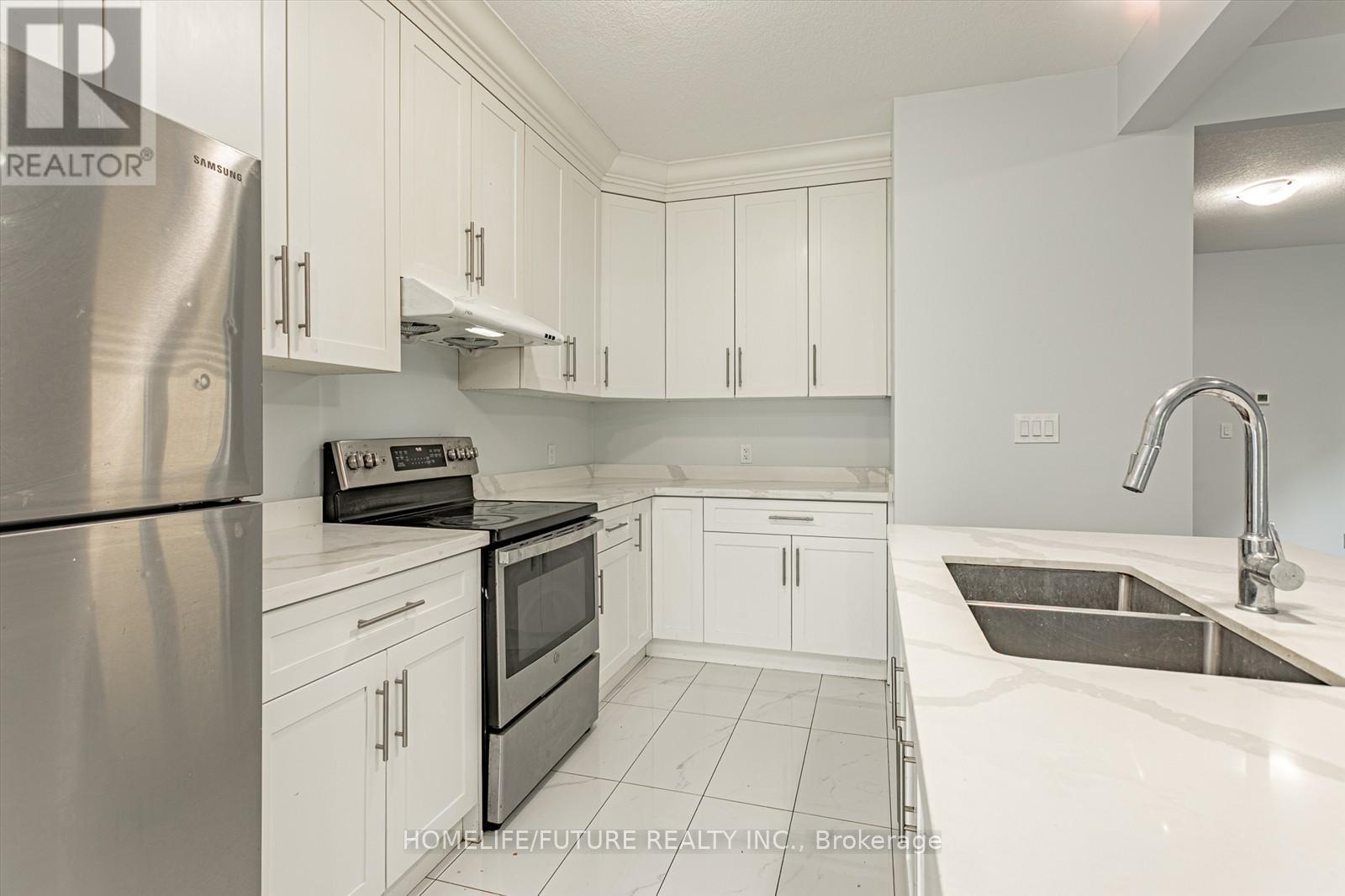 124 King Street E, Ingersoll, Ontario  N5C 1G9 - Photo 9 - X12398633