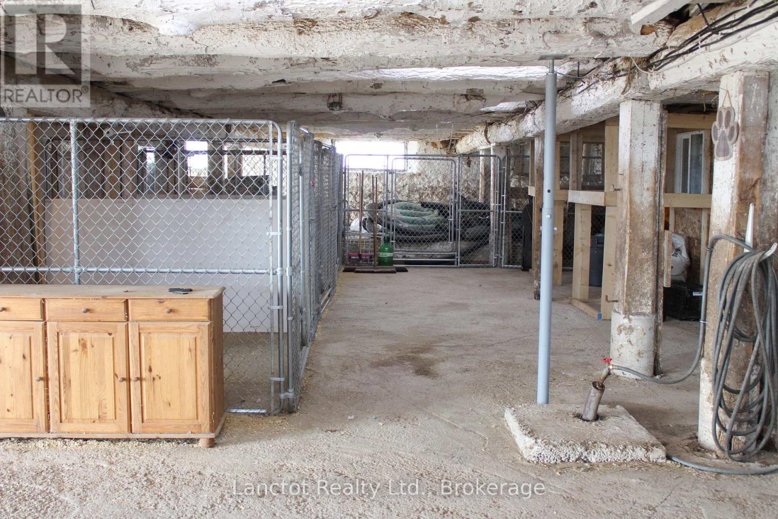 402558 Grey Road 17, Georgian Bluffs, Ontario  N0H 2T0 - Photo 15 - X12398656