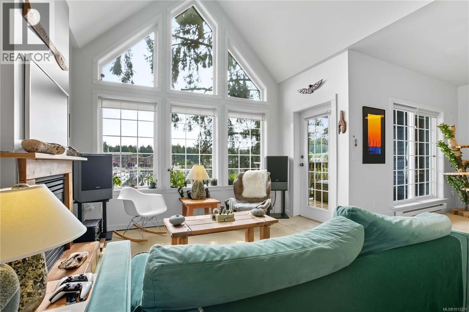 1003 1971 Harbour Cres, Ucluelet, British Columbia