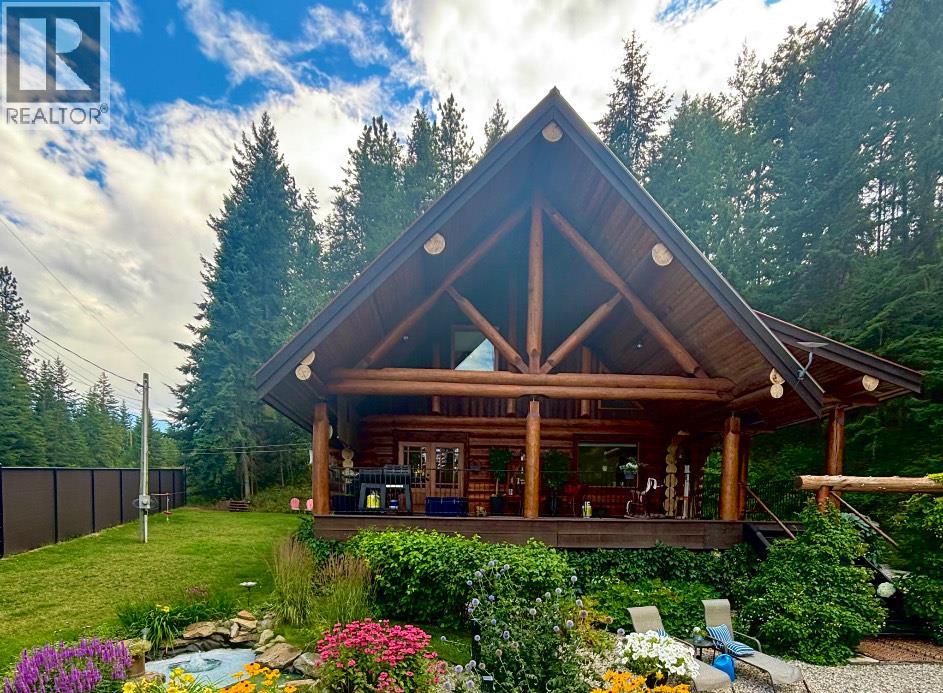 1474 Yankee Flats Road, Salmon Arm, British Columbia