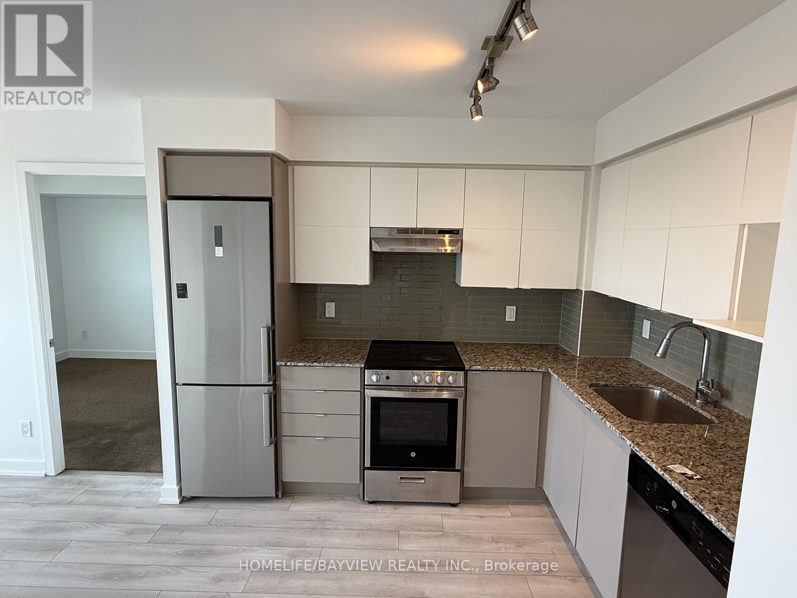 1212 - 120 Varna Drive, Toronto (Englemount-Lawrence), Ontario  M6A 0B3 - Photo 12 - C12398658