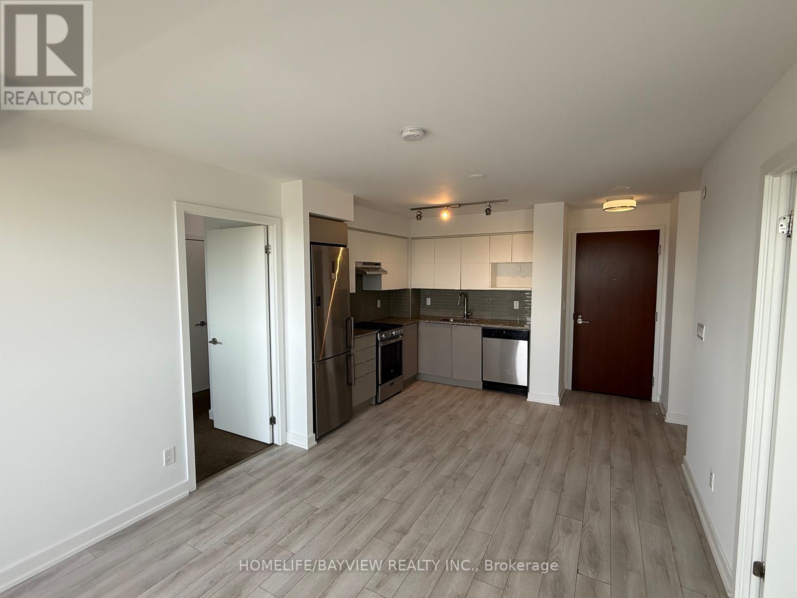 1212 - 120 Varna Drive, Toronto (Englemount-Lawrence), Ontario  M6A 0B3 - Photo 15 - C12398658