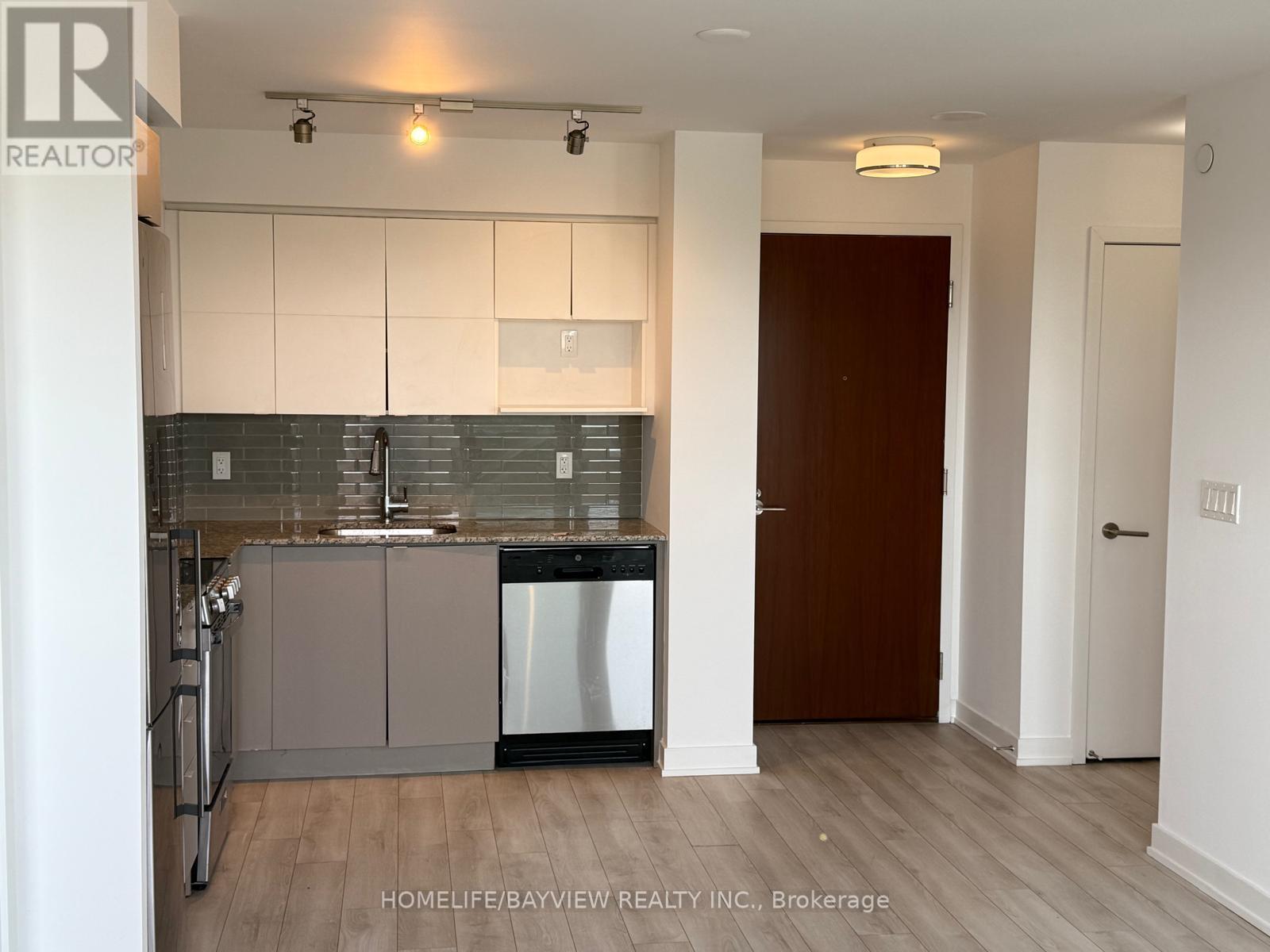 1212 - 120 Varna Drive, Toronto (Englemount-Lawrence), Ontario  M6A 0B3 - Photo 17 - C12398658