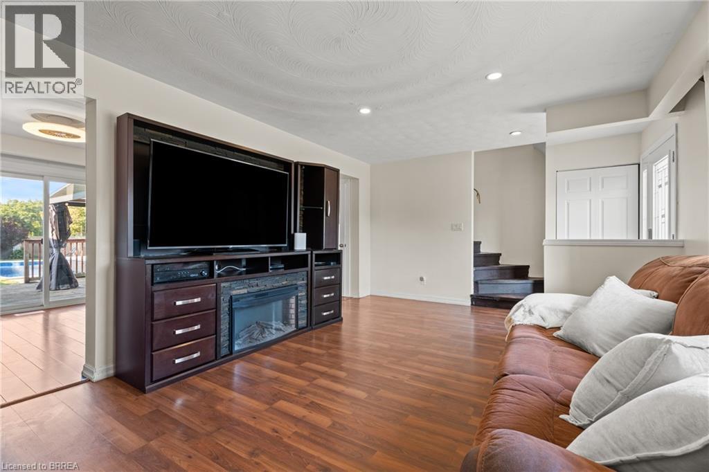 46 Westchester Way, Brantford, Ontario  N3R 6W6 - Photo 6 - 40742363
