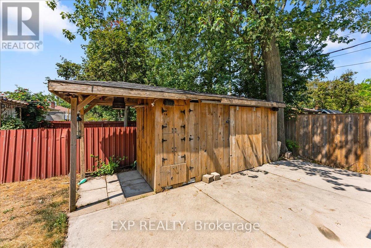 822 Foxe Street, Peterborough (Northcrest Ward 5), Ontario  K9H 6Y7 - Photo 39 - X12398724