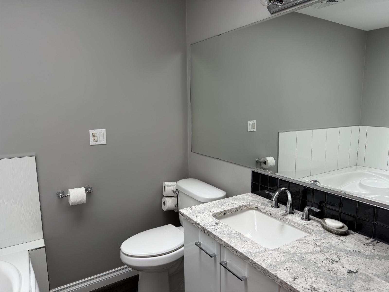 35004 Laburnum Avenue, Abbotsford, British Columbia  V2S 5M7 - Photo 7 - R3046020