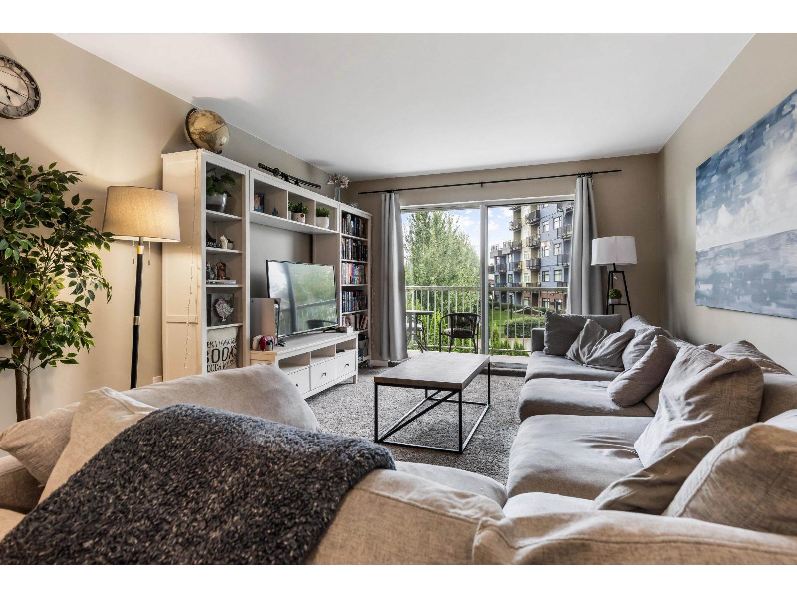 305 2750 FULLER STREET, Abbotsford, British Columbia