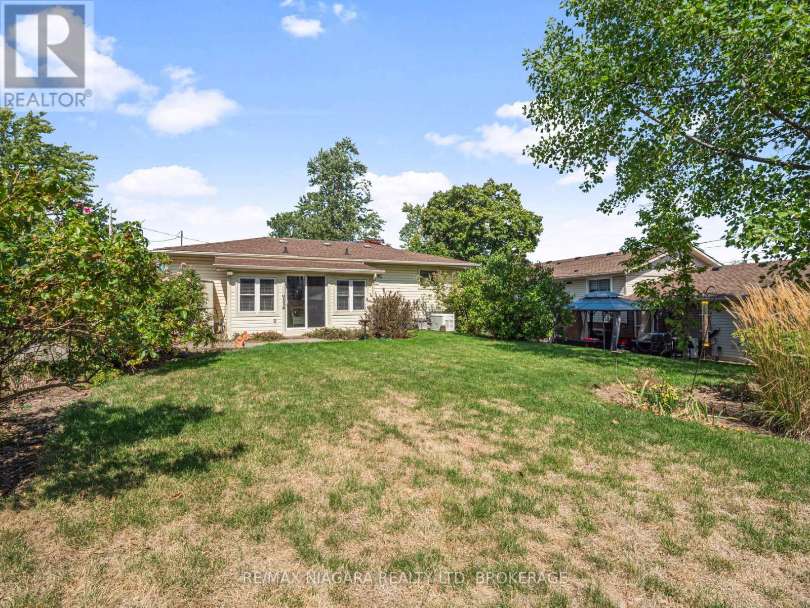70 Murray Street, Fort Erie, Ontario  L2A 2A6 - Photo 24 - X12398684
