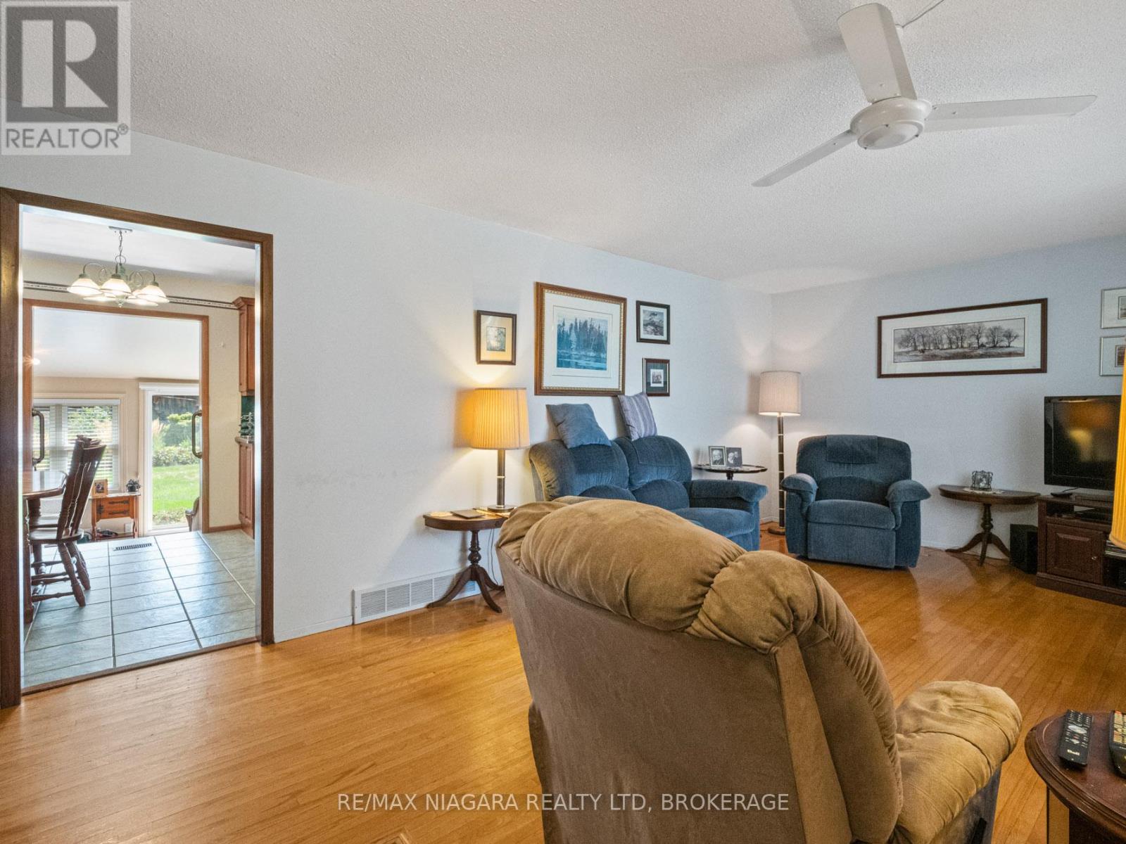 70 Murray Street, Fort Erie, Ontario  L2A 2A6 - Photo 6 - X12398684