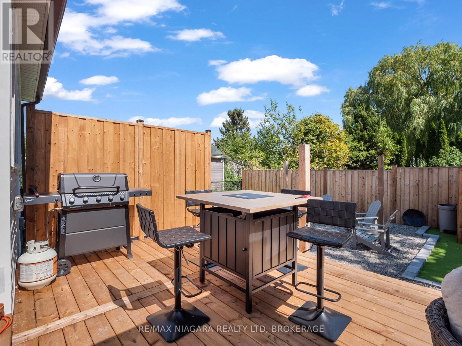 80 Robinson Street, Fort Erie, Ontario  L2A 4B3 - Photo 25 - X12398686