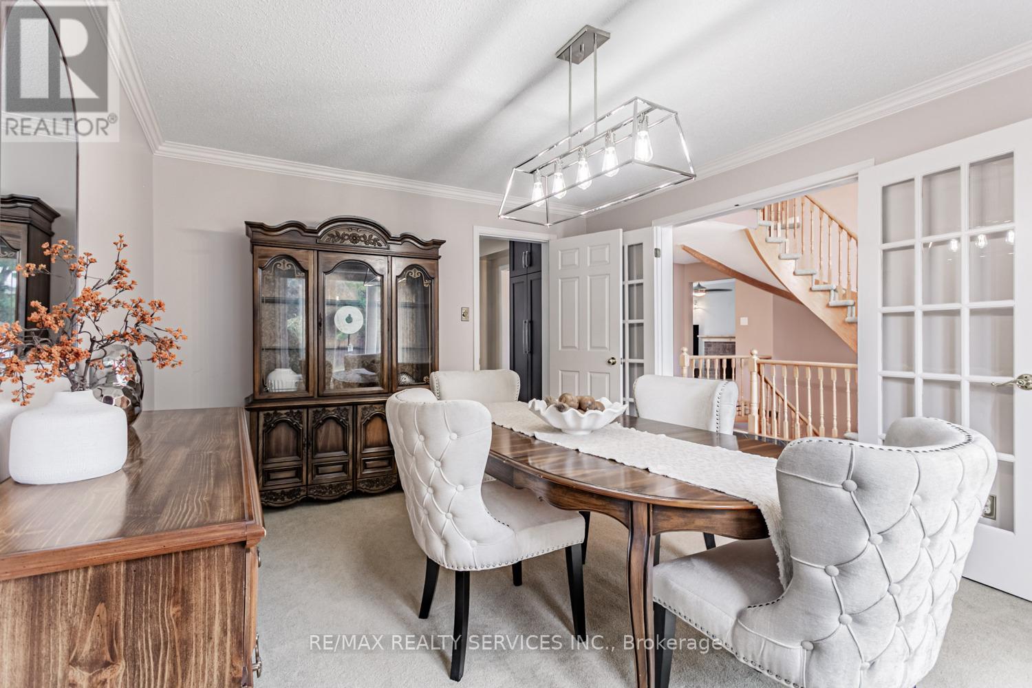 14 Nottingham Crescent, Brampton, Ontario  L6S 4G4 - Photo 11 - W12398662