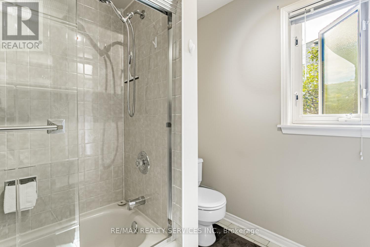 14 Nottingham Crescent, Brampton, Ontario  L6S 4G4 - Photo 22 - W12398662
