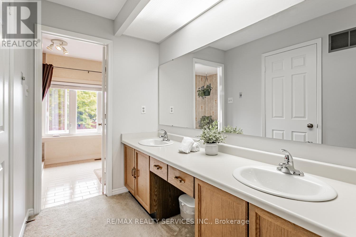 14 Nottingham Crescent, Brampton, Ontario  L6S 4G4 - Photo 29 - W12398662