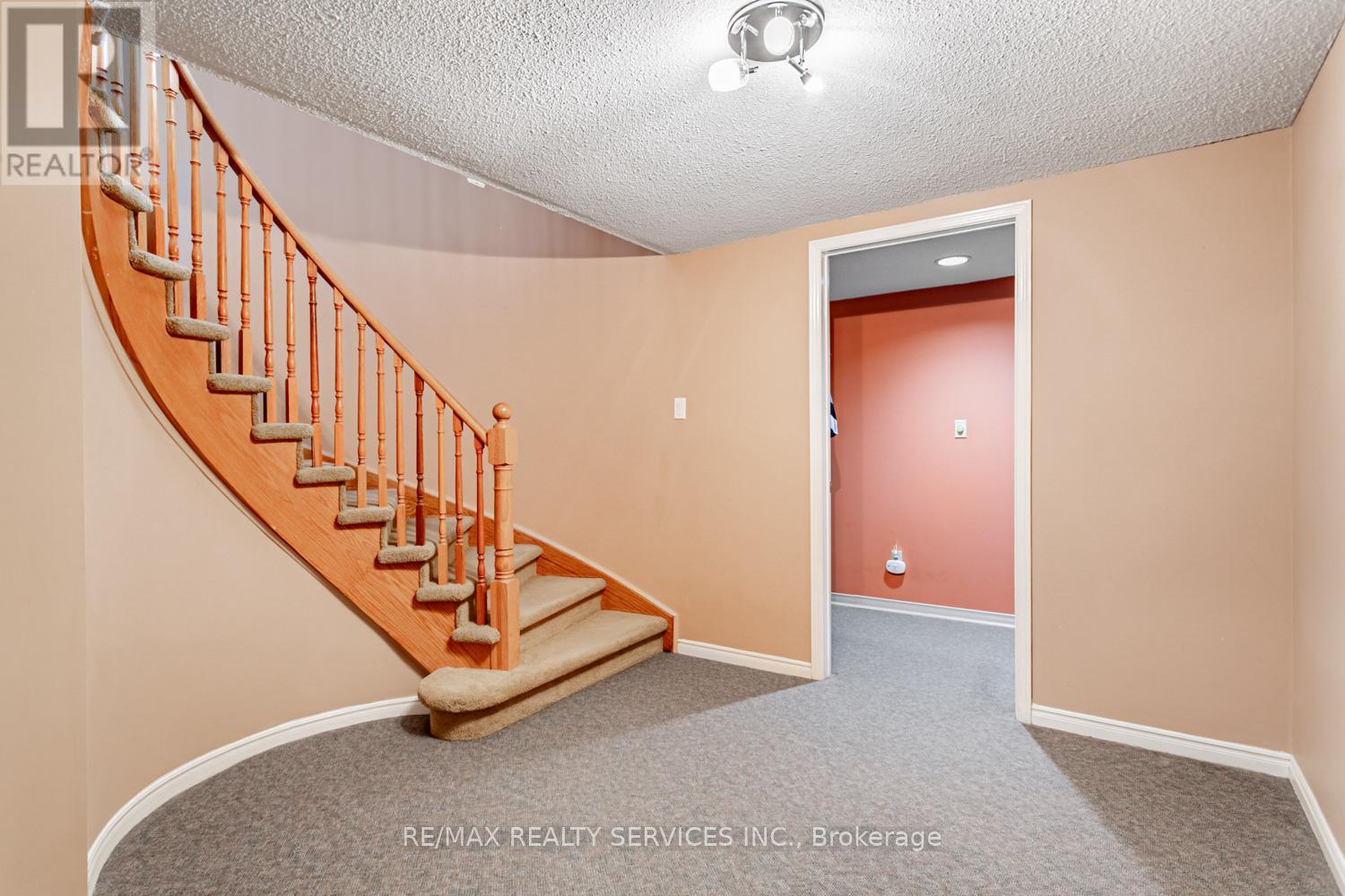 14 Nottingham Crescent, Brampton, Ontario  L6S 4G4 - Photo 34 - W12398662