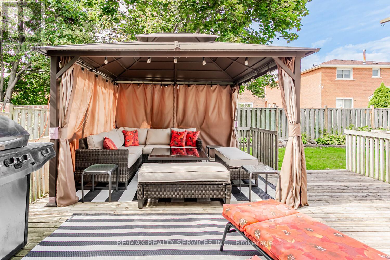 14 Nottingham Crescent, Brampton, Ontario  L6S 4G4 - Photo 43 - W12398662