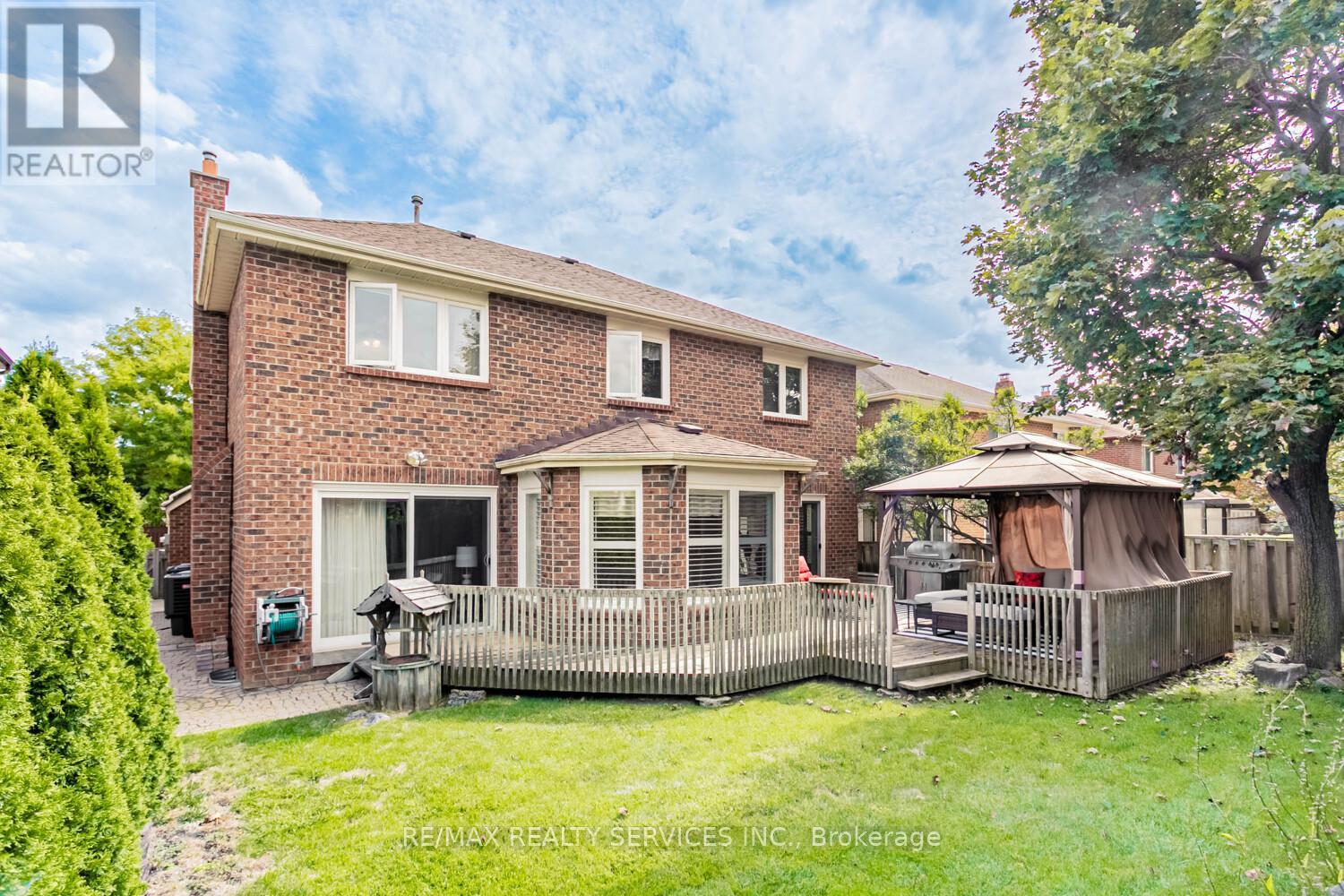 14 Nottingham Crescent, Brampton, Ontario  L6S 4G4 - Photo 46 - W12398662