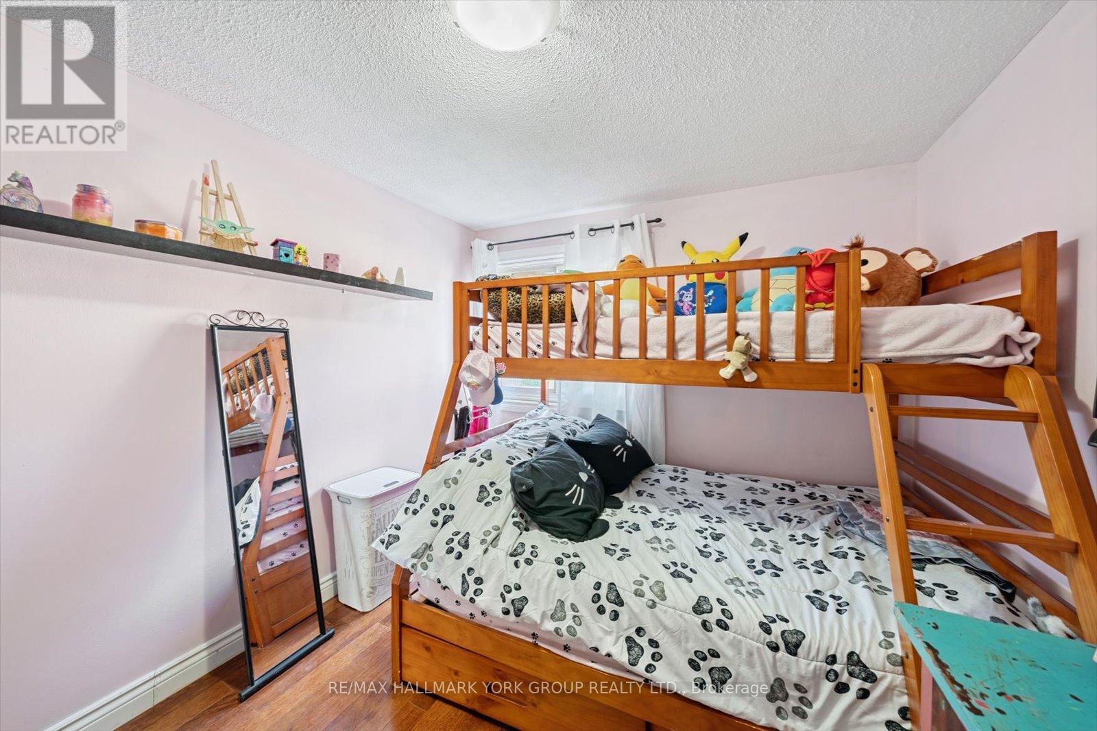 31 Jacobs Square, Brampton, Ontario  L6S 2M5 - Photo 30 - W12398668