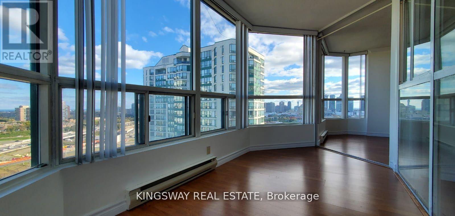 1706 - 4470 Tucana Court, Mississauga (Hurontario), Ontario  L5R 3K8 - Photo 15 - W12398676